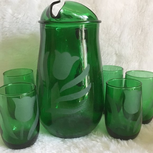 Rare Vintage Green Glass Etched Tulip Pitcher Set  with  5 Tumblers / Glasses - Picture 3 of 13